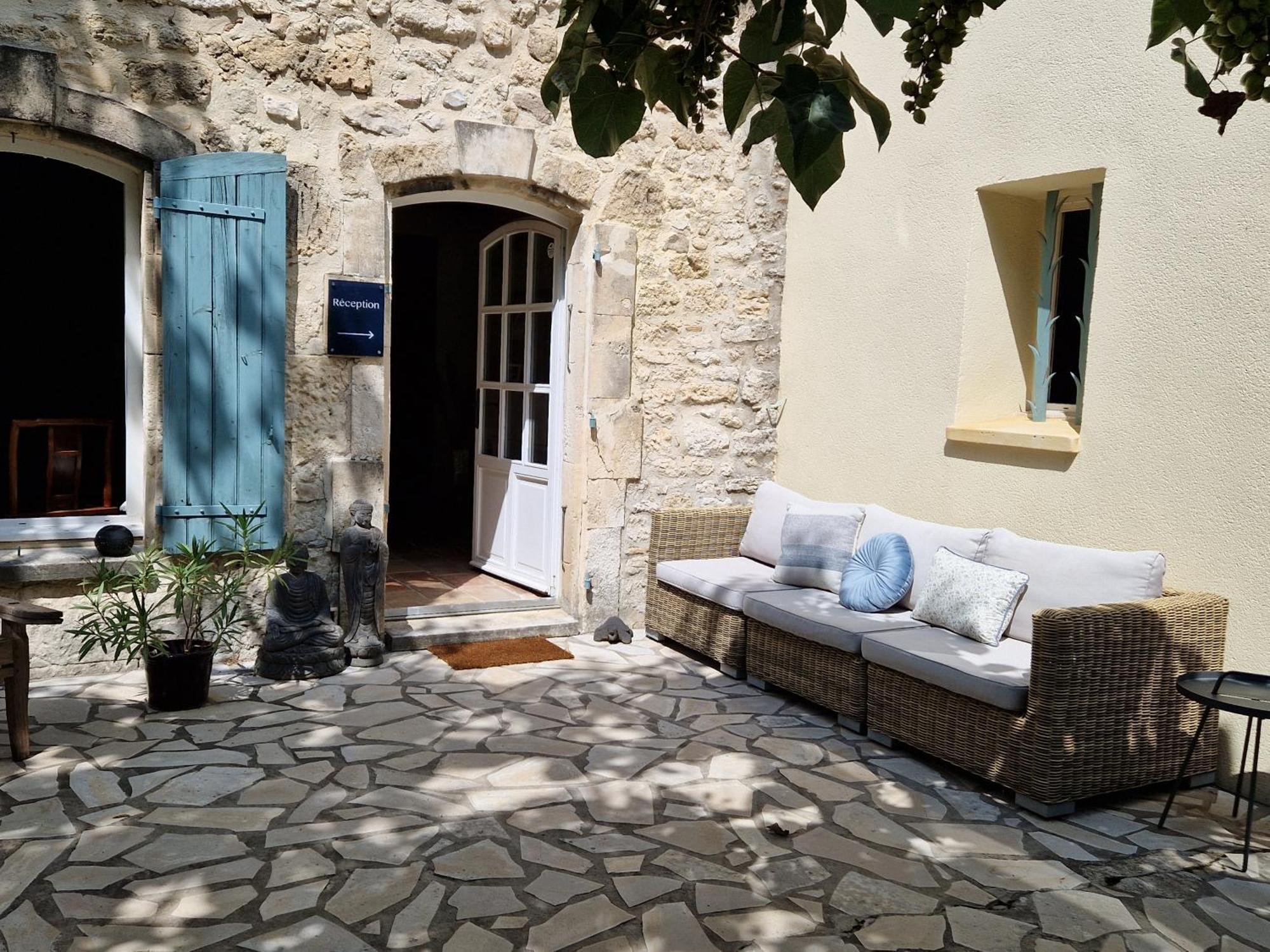 Mas Armelin Bed and Breakfast Tarascon Εξωτερικό φωτογραφία