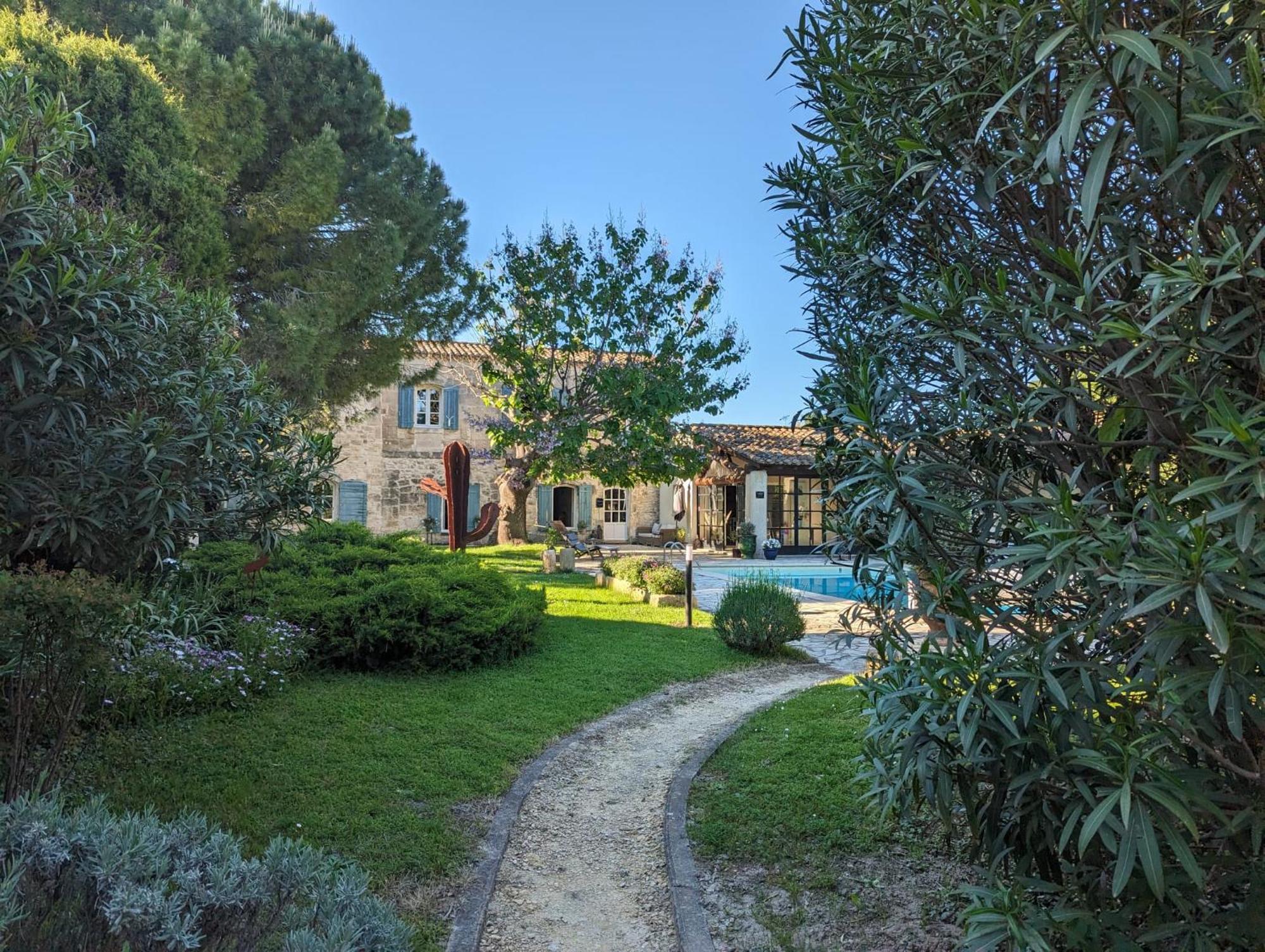 Mas Armelin Bed and Breakfast Tarascon Εξωτερικό φωτογραφία