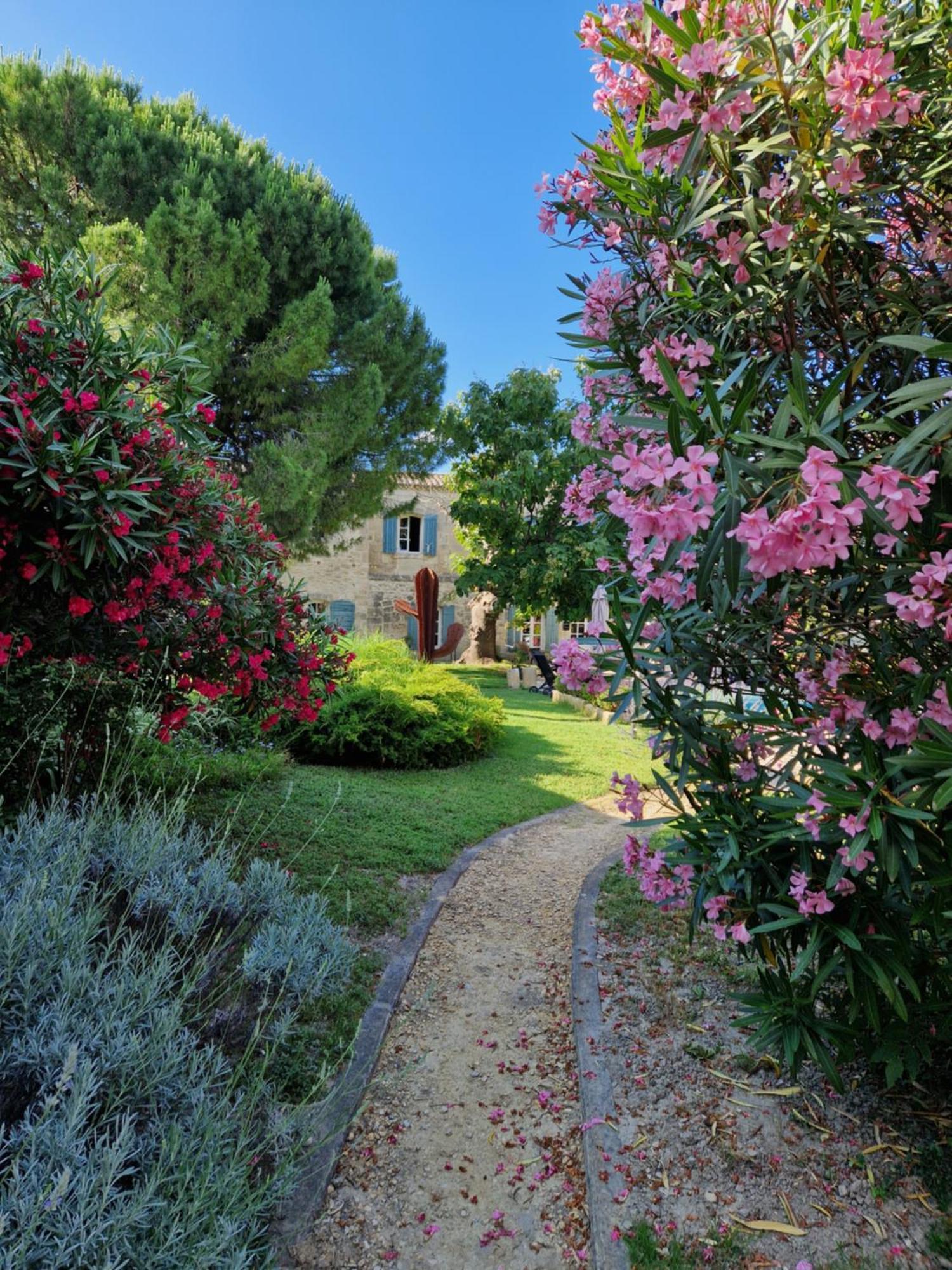 Mas Armelin Bed and Breakfast Tarascon Εξωτερικό φωτογραφία