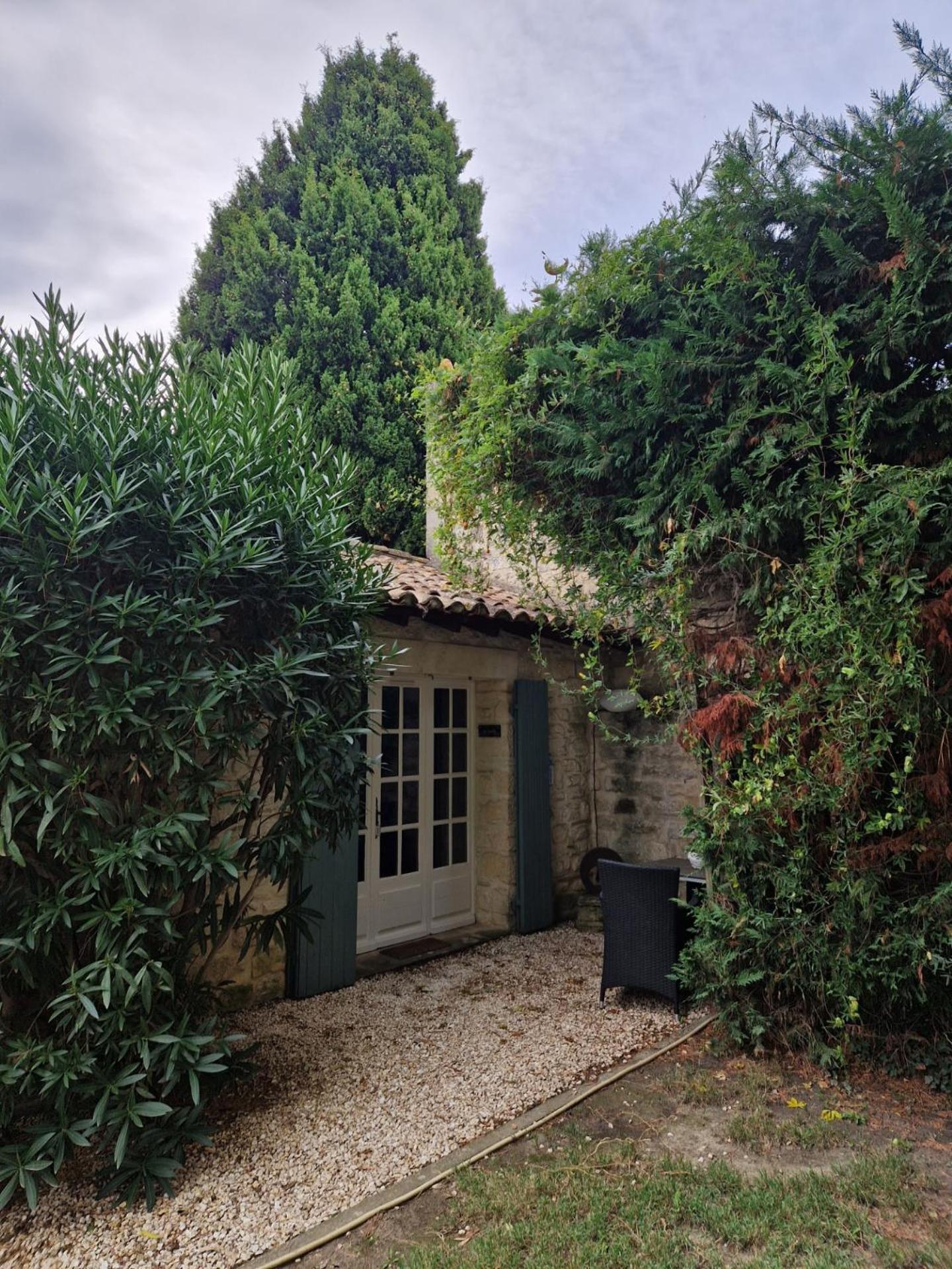 Mas Armelin Bed and Breakfast Tarascon Εξωτερικό φωτογραφία