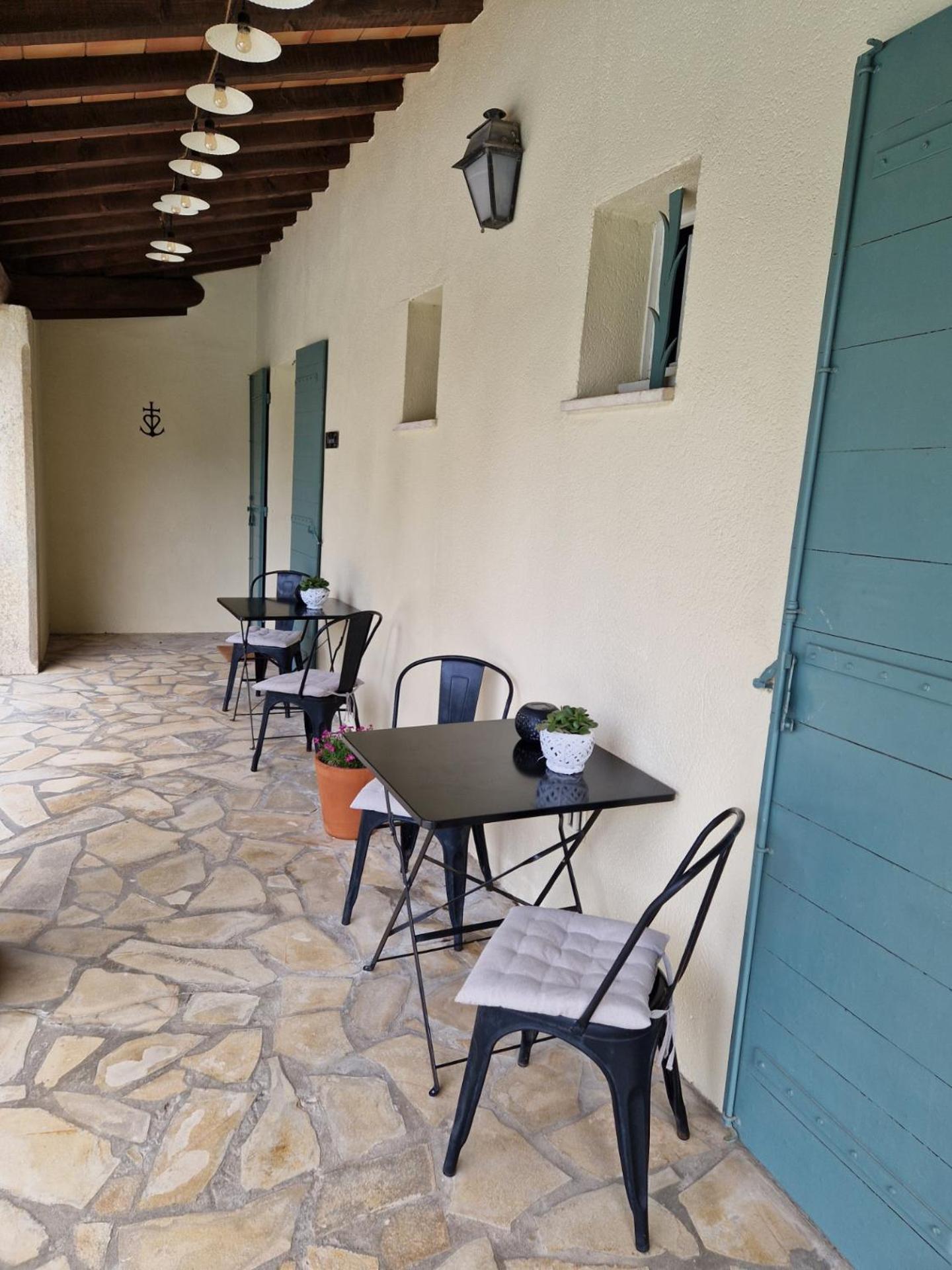 Mas Armelin Bed and Breakfast Tarascon Εξωτερικό φωτογραφία