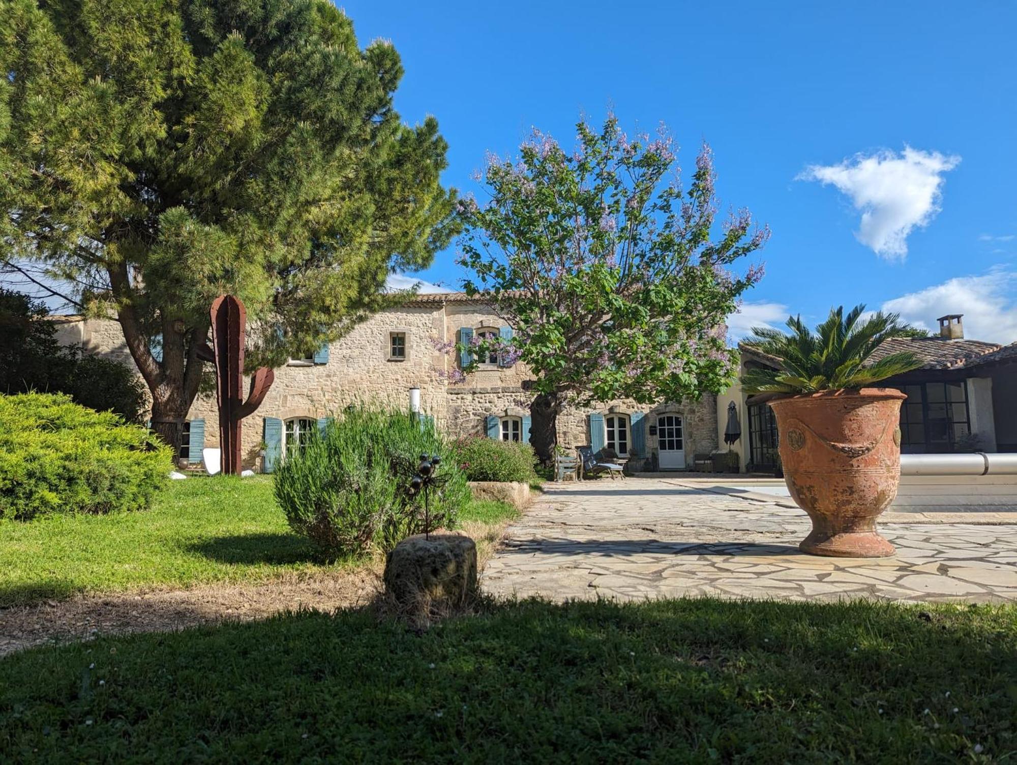 Mas Armelin Bed and Breakfast Tarascon Εξωτερικό φωτογραφία